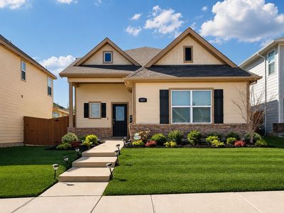 4021 Aurora Ln