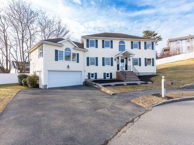9 Dimitrios Cir