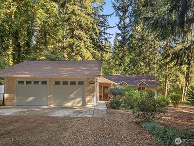 14115 Avondale Road NE