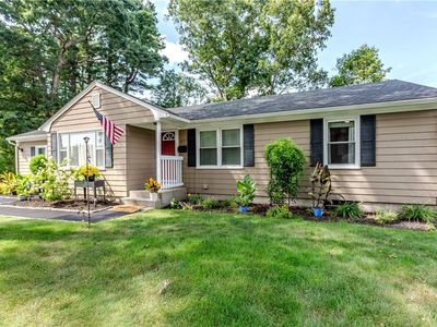27 Centennial St