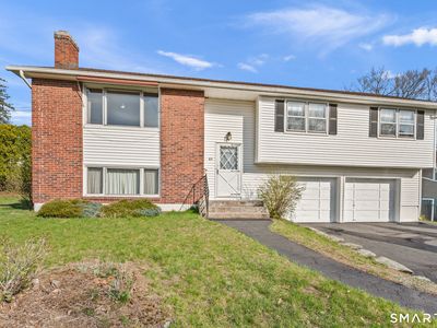 64 Manning Lane