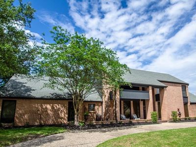4490 Thomas Ln
