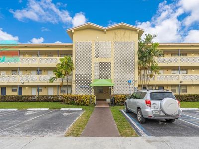 11960 NE 19th Dr APT 15