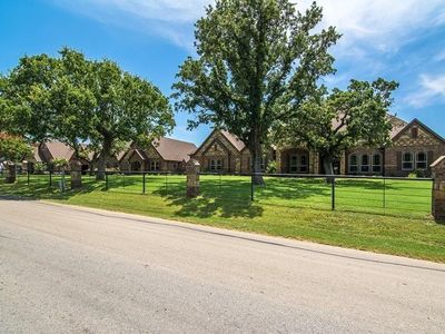 189 Hlavek Rd