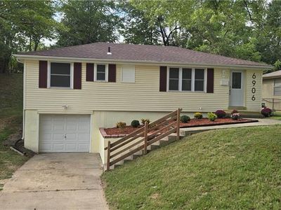 6906 N Pennsylvania Ave