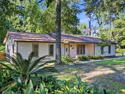 303 Sweetbriar Dr