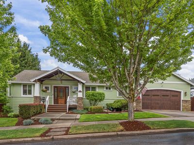 447 NW Mount Mazama St