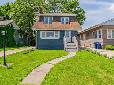 2022 S 1st Ave