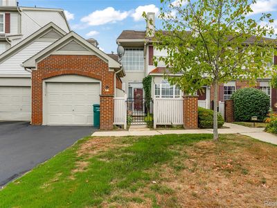 49523 Pointe Xing