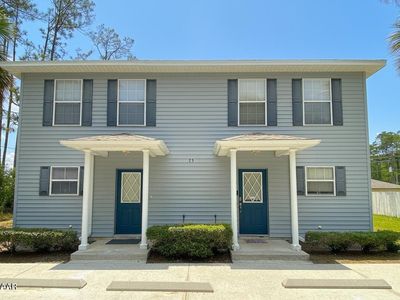 23 Regent Ln