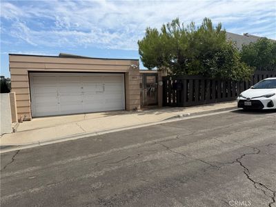 1020 De La Fuente St