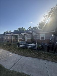 2001 W Ebony Ave