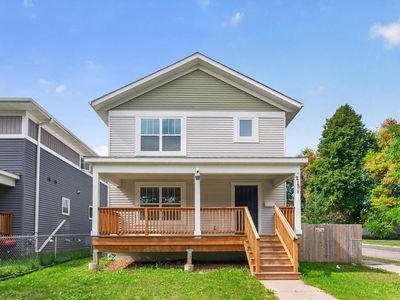 2131 Bryant Ave N