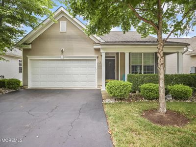 17 Silver Charm Road