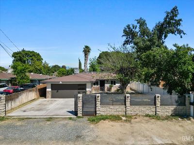 1000 Delfino Ln