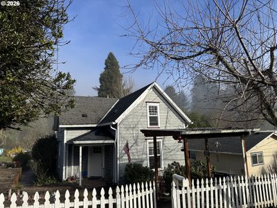 1895 Buck St
