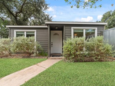 10819 Berry Tree Dr
