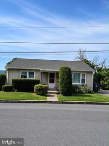 2500 S 2nd St