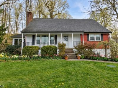 60 Highland Rd