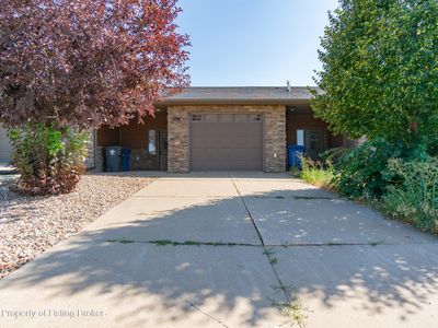 Property at 1153 Donna Ln, Dickinson, ND