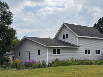 20 Elm Ave NE