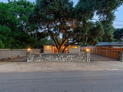 690 Riverside Rd