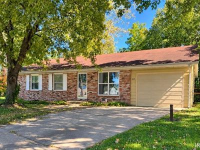 624 Holly Ct