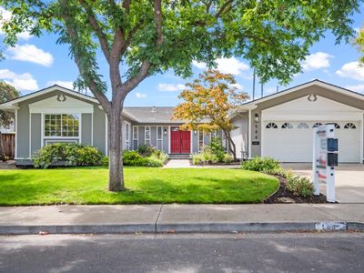 588 Endicott Dr