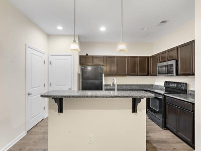 1051 Lexi Ct #7B