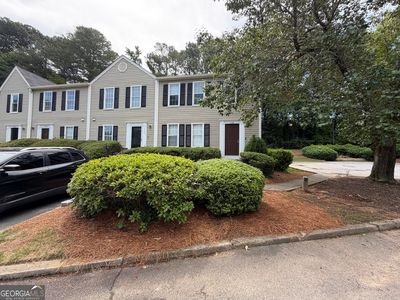 3380 Bayshore Dr