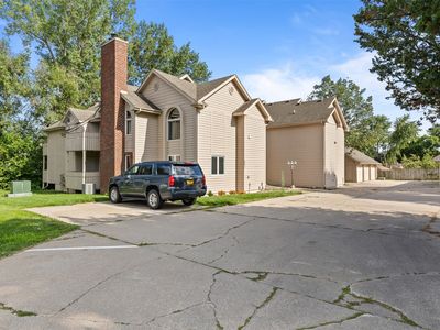 401 SE Lowell Dr APT 2