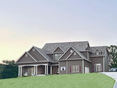 125 Breezewood Way