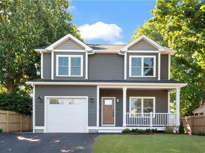 218 2nd St
