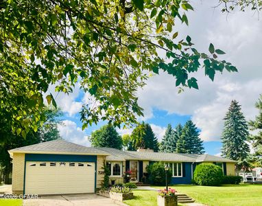Property at 729 Western Ave, Grafton, ND