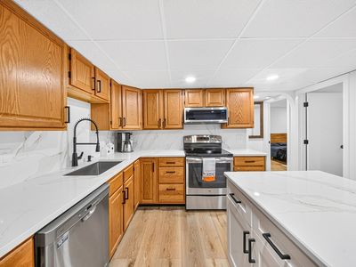 11 Shadowbrook Ln APT 22