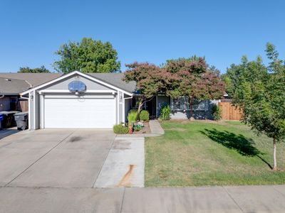 559 S Del Puerto Ave