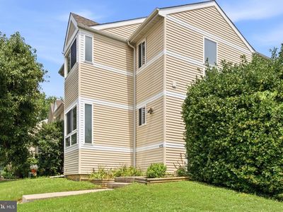 422 Kentmore Ter