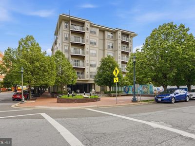 8045 Newell St APT 506