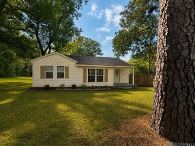 Property at 215 N River Rd, Denham Springs, LA