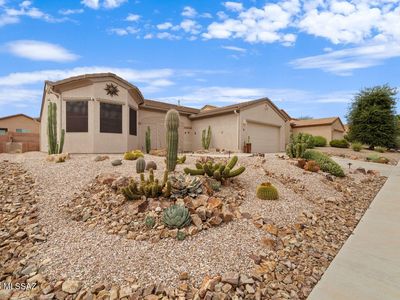 1017 W Tenniel Dr