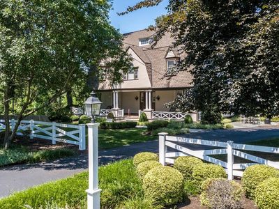 1633 Grasshopper Ln
