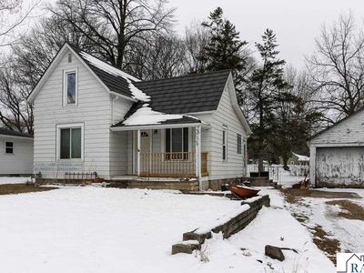 Property at 311 E Blue Earth St, Lake Crystal, MN