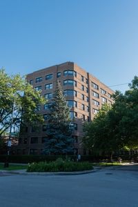 4880 N Marine Dr APT 304