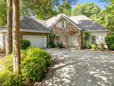 108 Winterbrook Cir