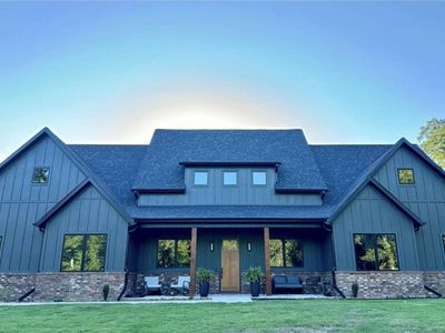 26 Eastleigh Cir
