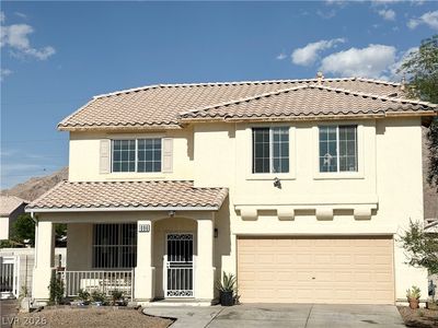 1096 N Sloan Ln