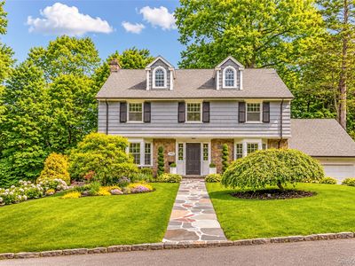 190 Douglas Place