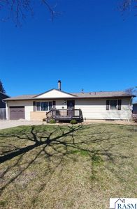 128 S Belmont Dr