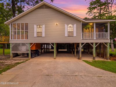 2033 Pascagoula River Rd