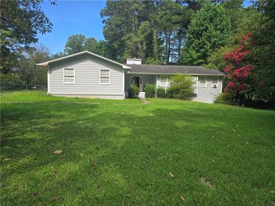Property at 1481 Smithson Dr, Lithonia, GA